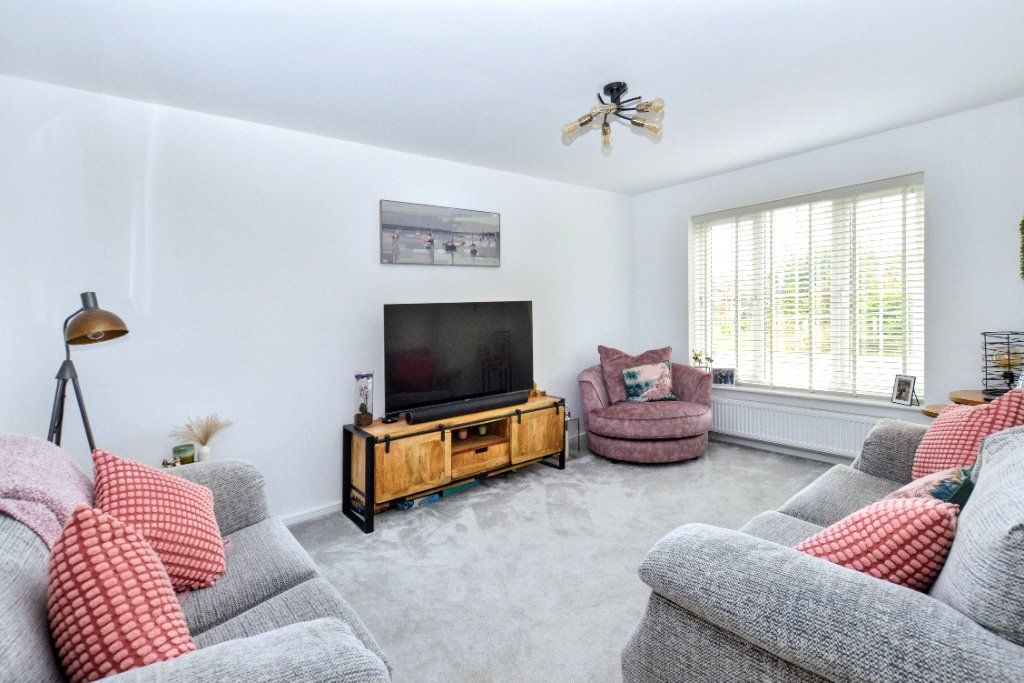 Property photo 2 of 13 Picture No. 01