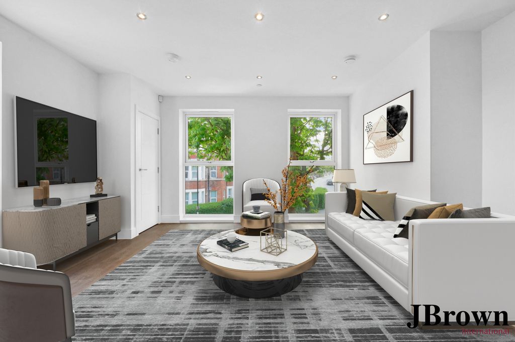 Property photo 3 of 9