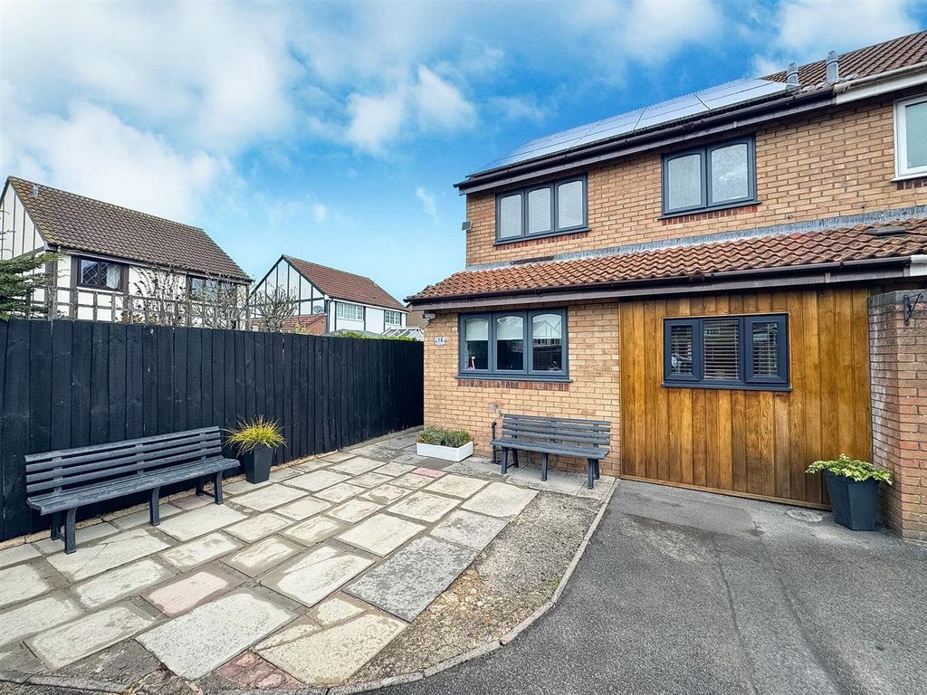 Property photo 1 of 19 Front