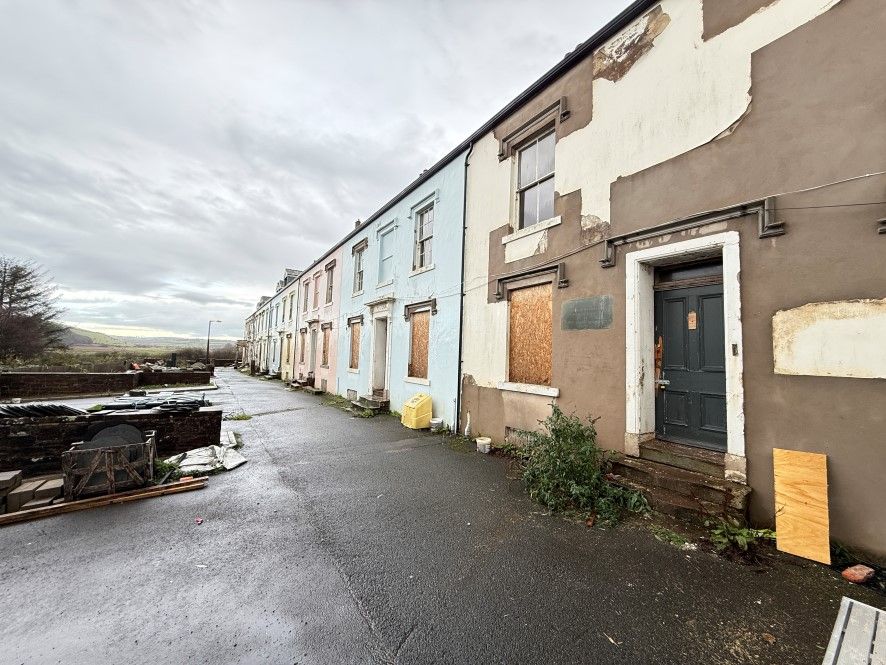 Property photo 3 of 31