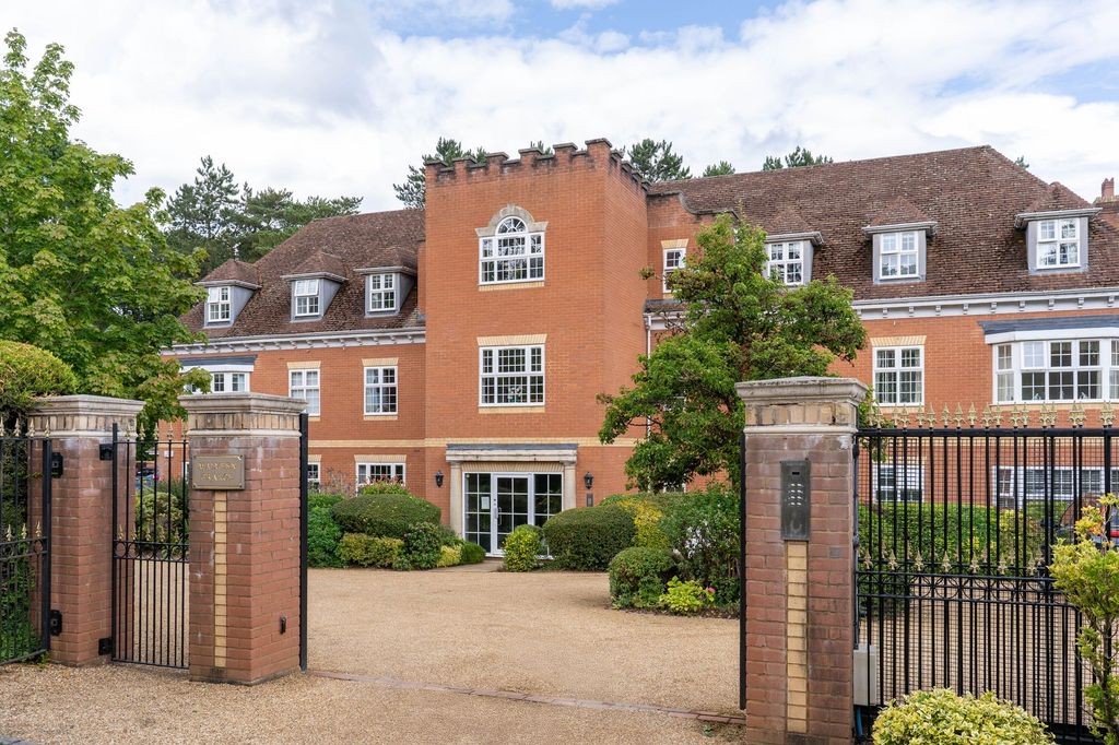 Property photo 1 of 15