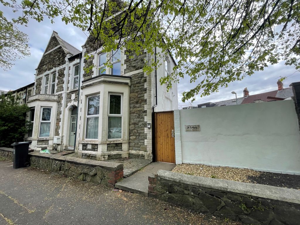 Property photo 1 of 8