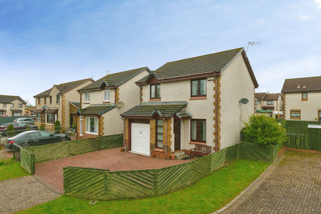 Property photo 1 of 15 Front