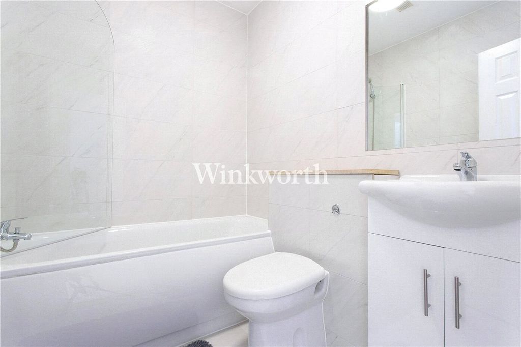 Property photo 3 of 6 Picture No. 04