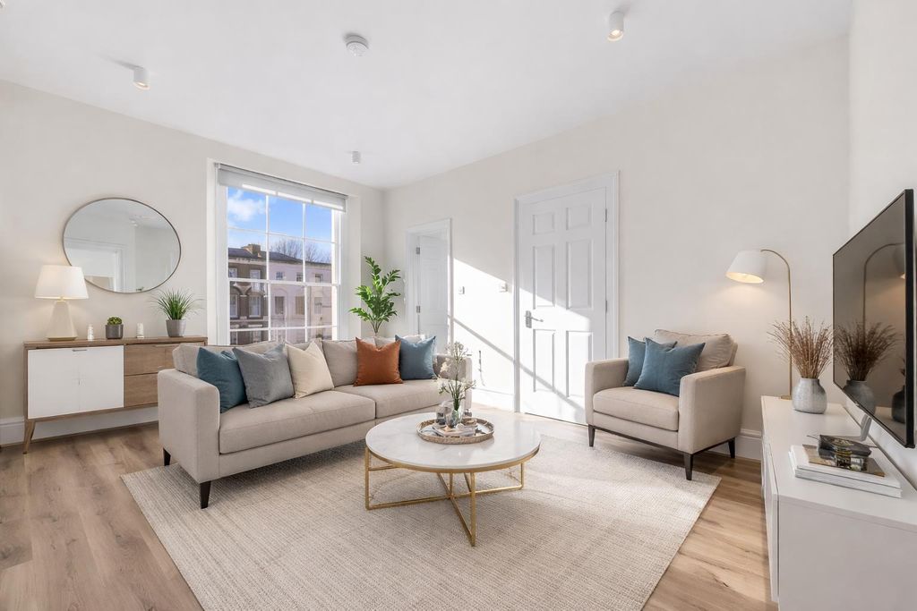 Property photo 2 of 17 1.Png