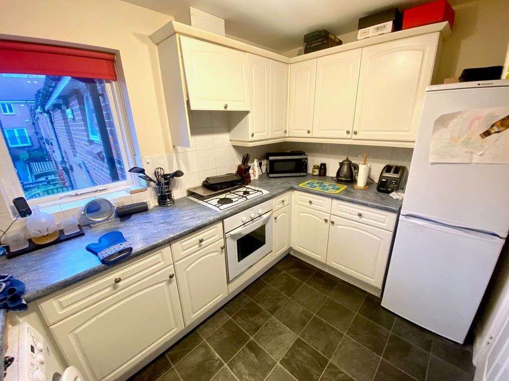 Property photo 2 of 4