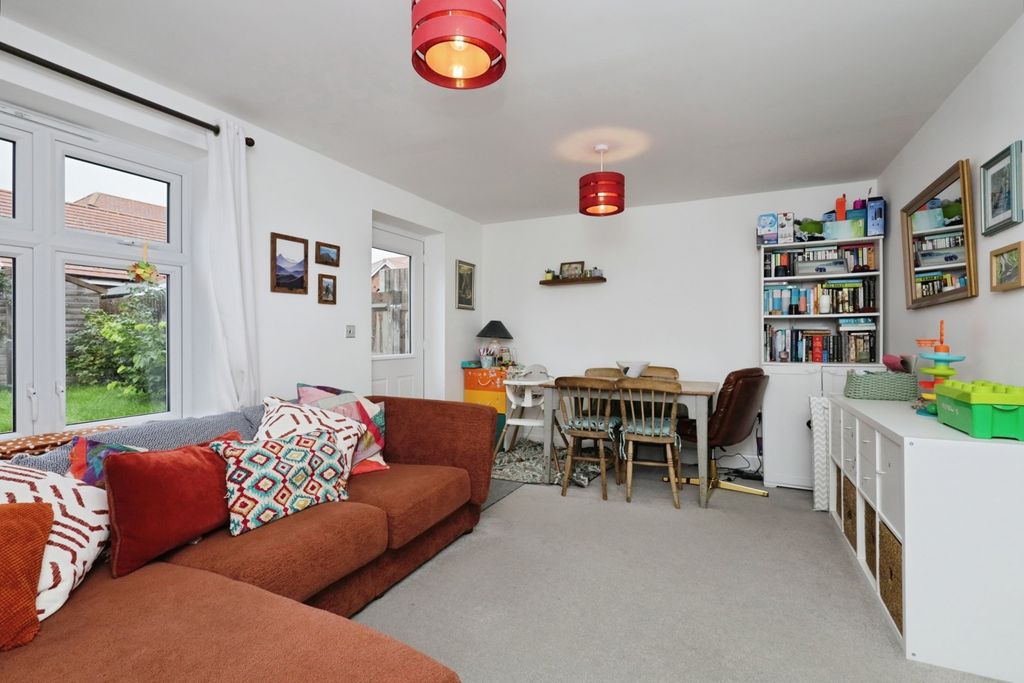 Property photo 3 of 15 Pbox-Img.Jpg