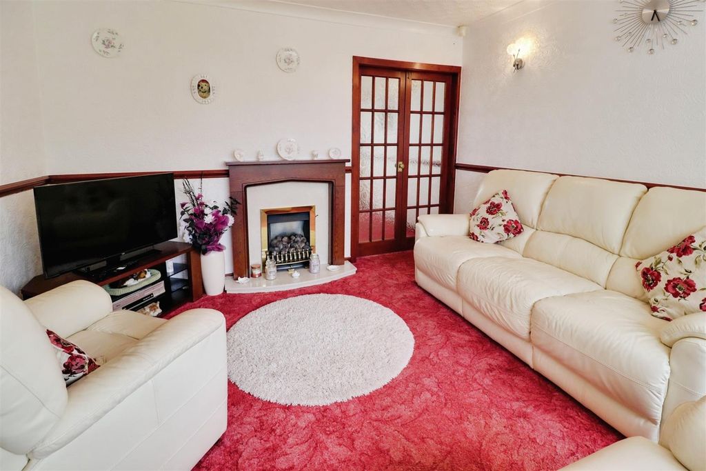 Property photo 2 of 23 Bd7bbc6F-Img_1884-Img_1886.Jpg