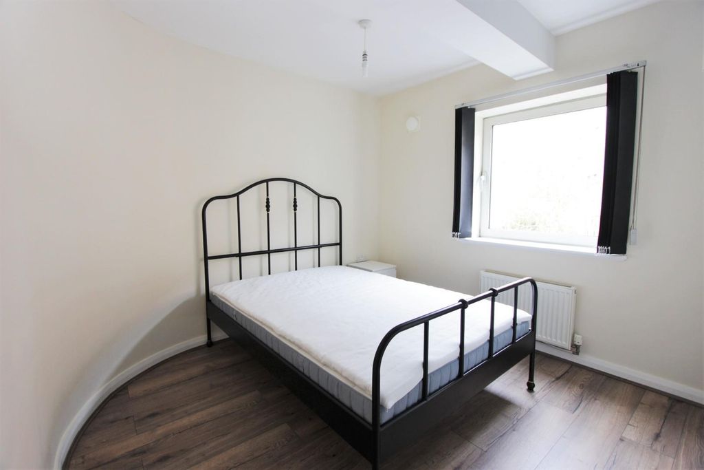 Property photo 3 of 11 2. Bedroom 1.Jpg