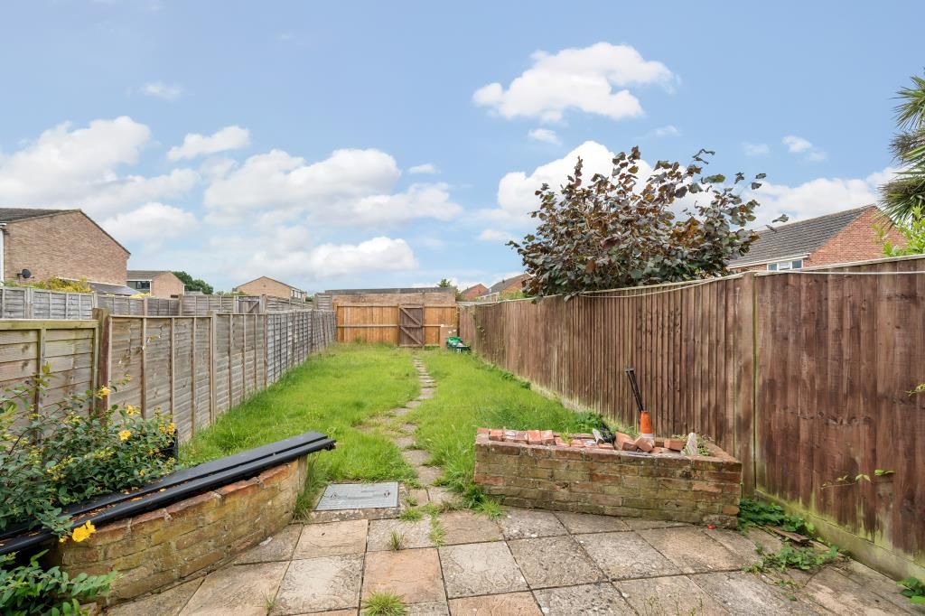 Property photo 3 of 12 External