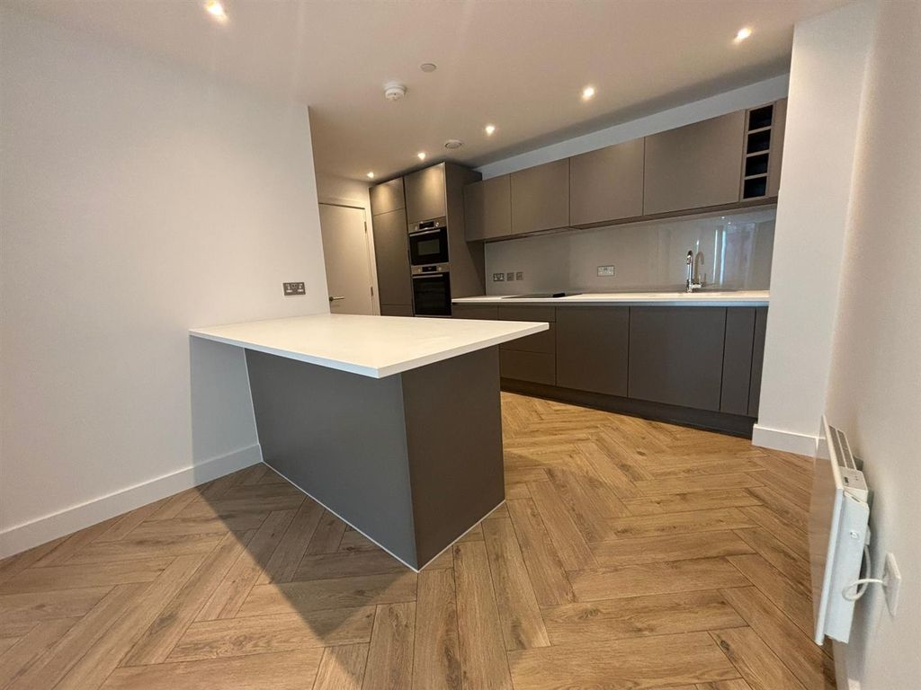 Property photo 3 of 35 Kitchen 2.Jpg