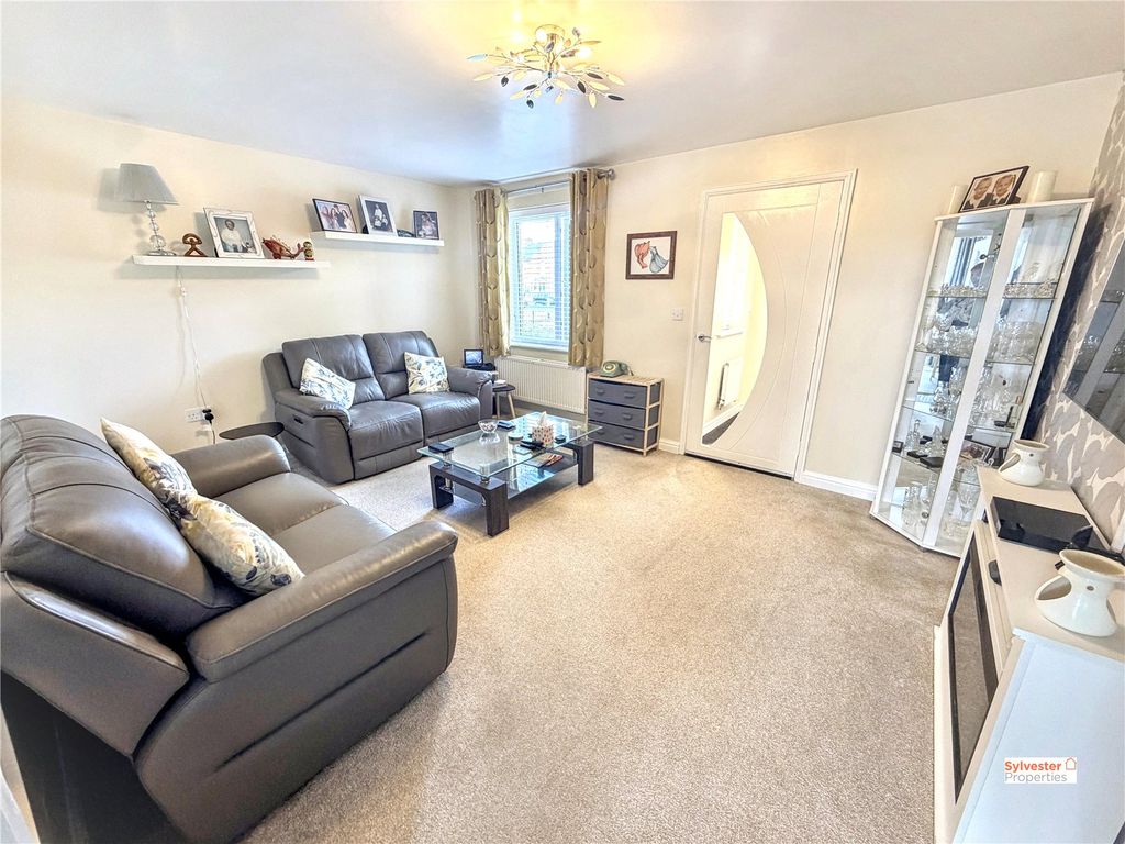 Property photo 3 of 20 Picture No. 03