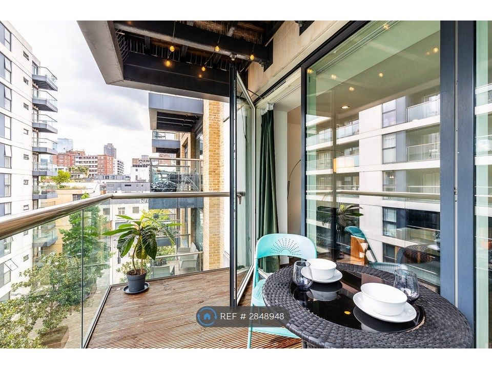 Property photo 2 of 22