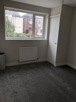 Property photo 2 of 8 21F1444E-6Ad8-4Af7-8