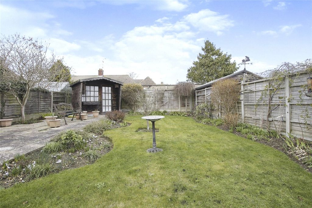 Property photo 3 of 15 Garden