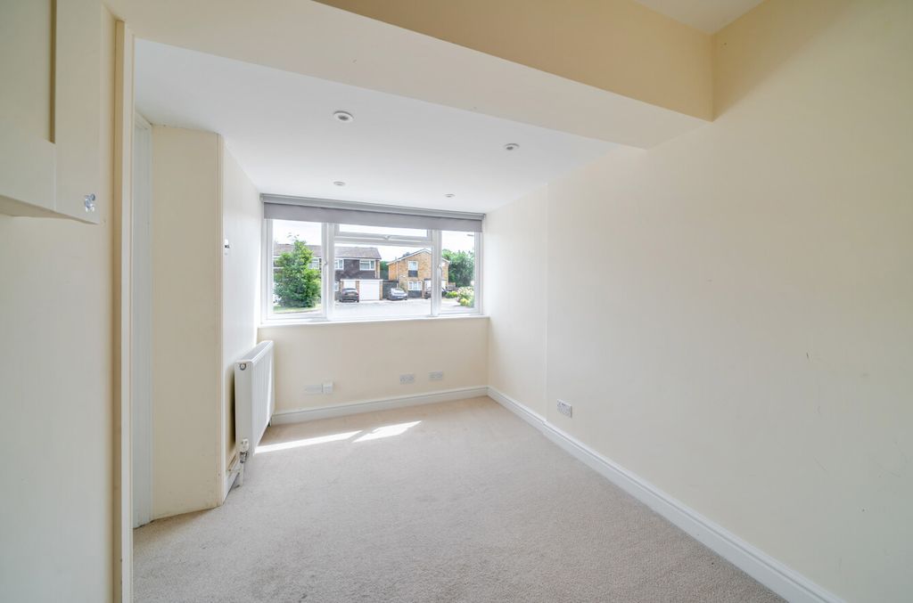 Property photo 3 of 12 1463463-24-6A1d61...