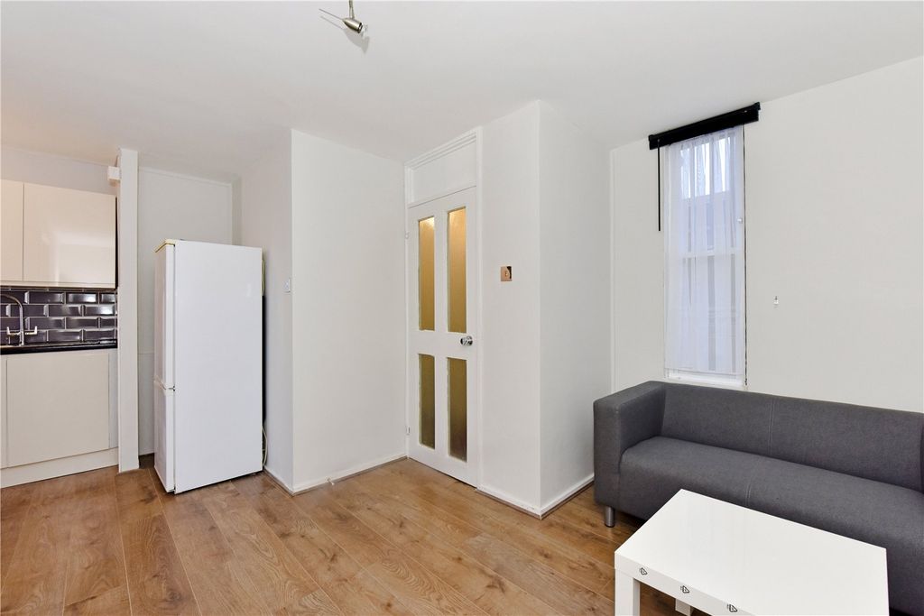 Property photo 1 of 8 Picture No. 04