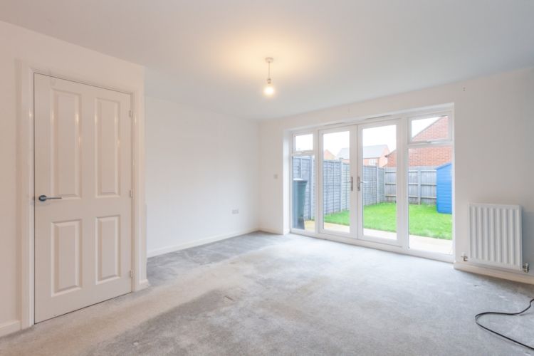 Property photo 2 of 10 241419-Std