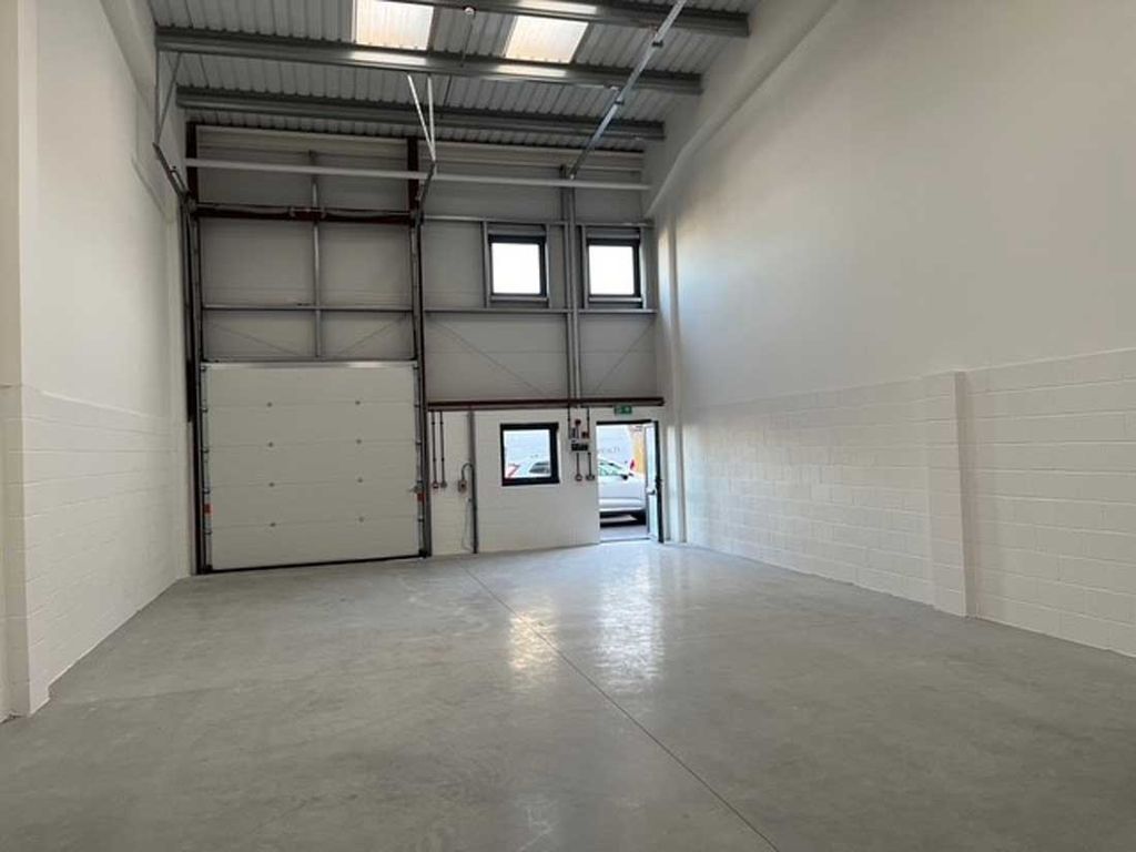 Property photo 3 of 3