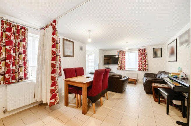 Property photo 2 of 11 Picture No. 04