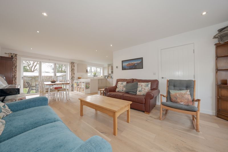 Property photo 2 of 27 Photo 19