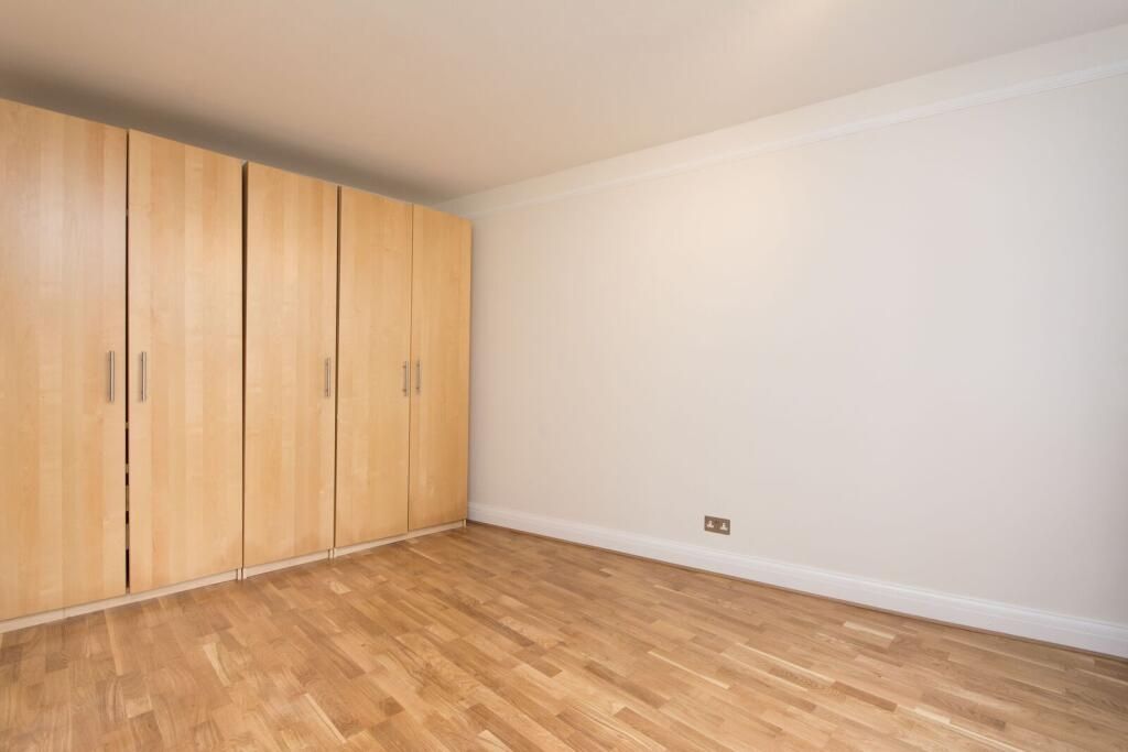 Property photo 3 of 9 Photo 1