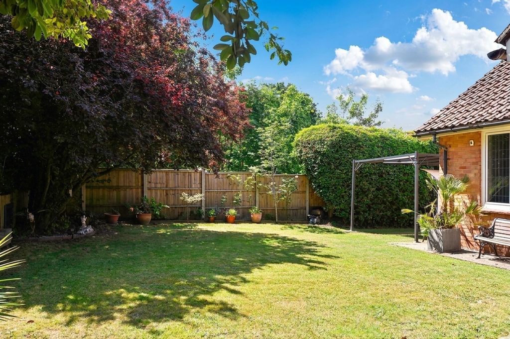 Property photo 3 of 20
