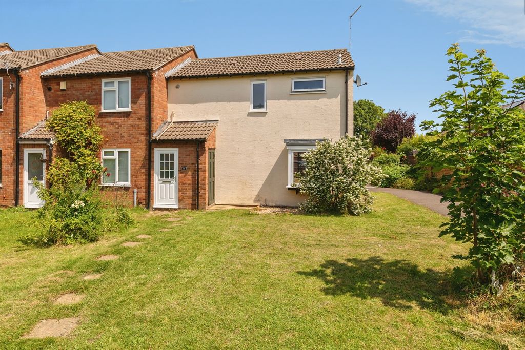 Property photo 2 of 15