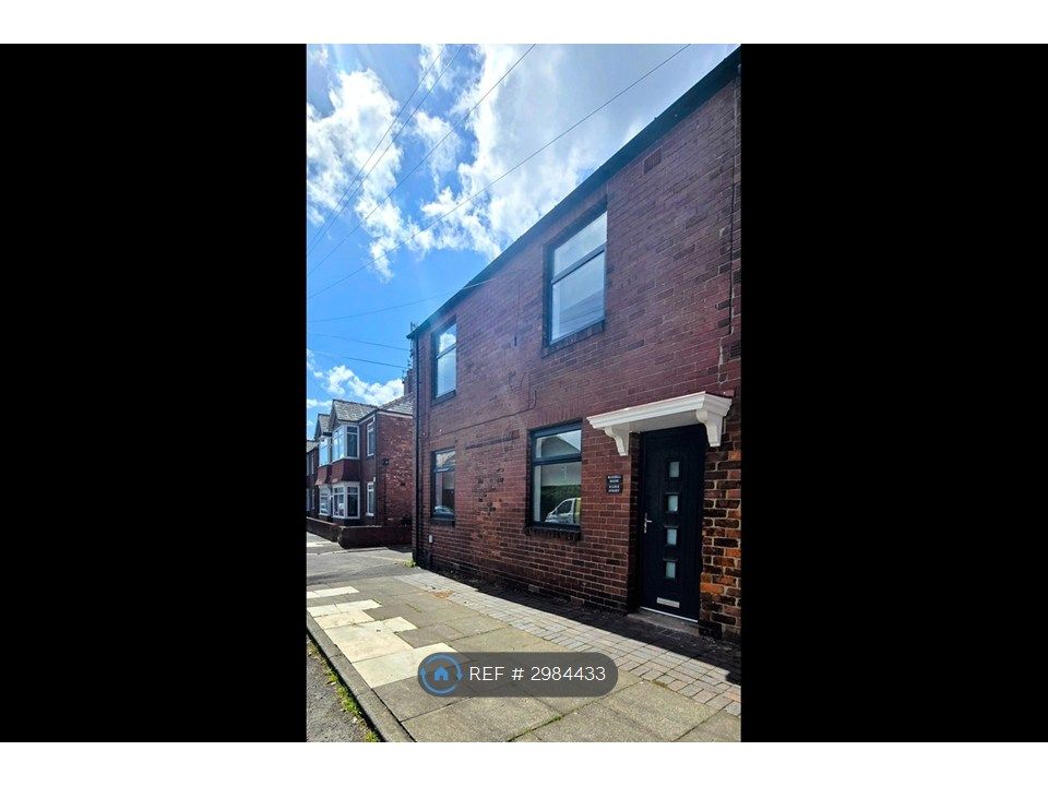 Property photo 1 of 30