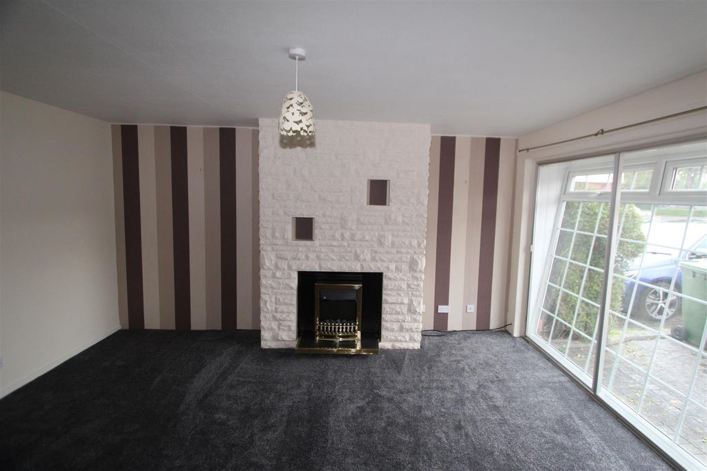 Property photo 2 of 12 Lounge 2.Jpg