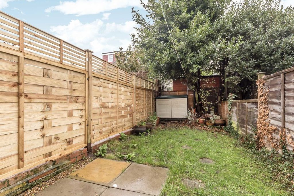 Property photo 3 of 6