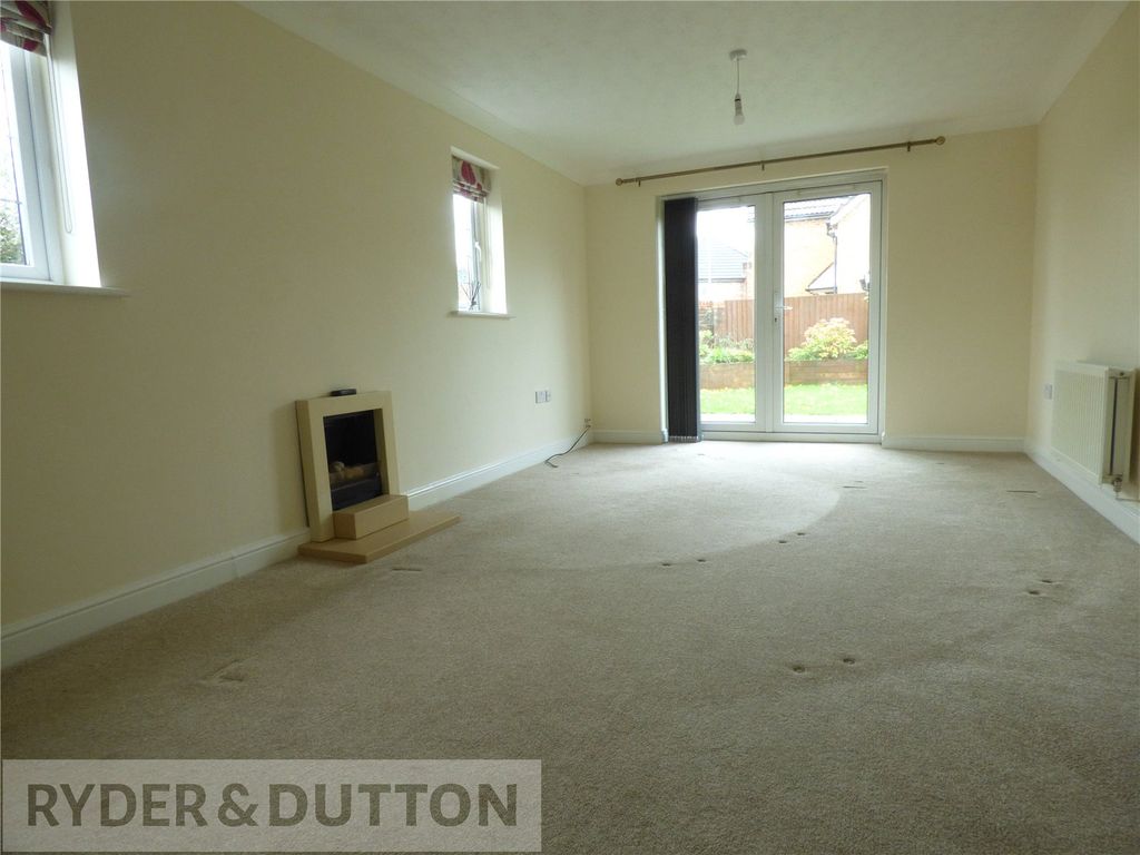 Property photo 3 of 25 Lounge