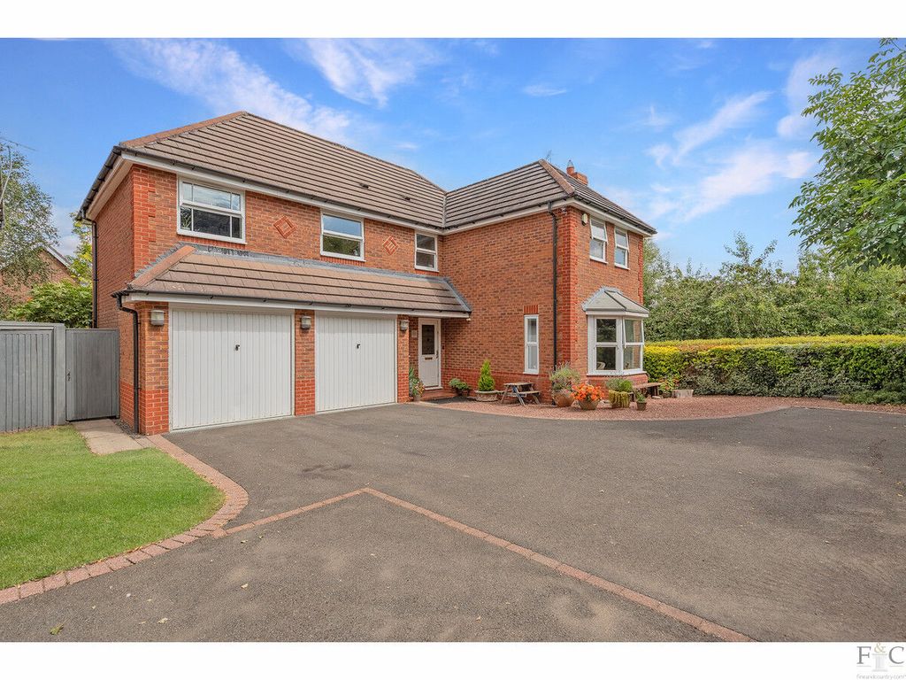 Property photo 1 of 37