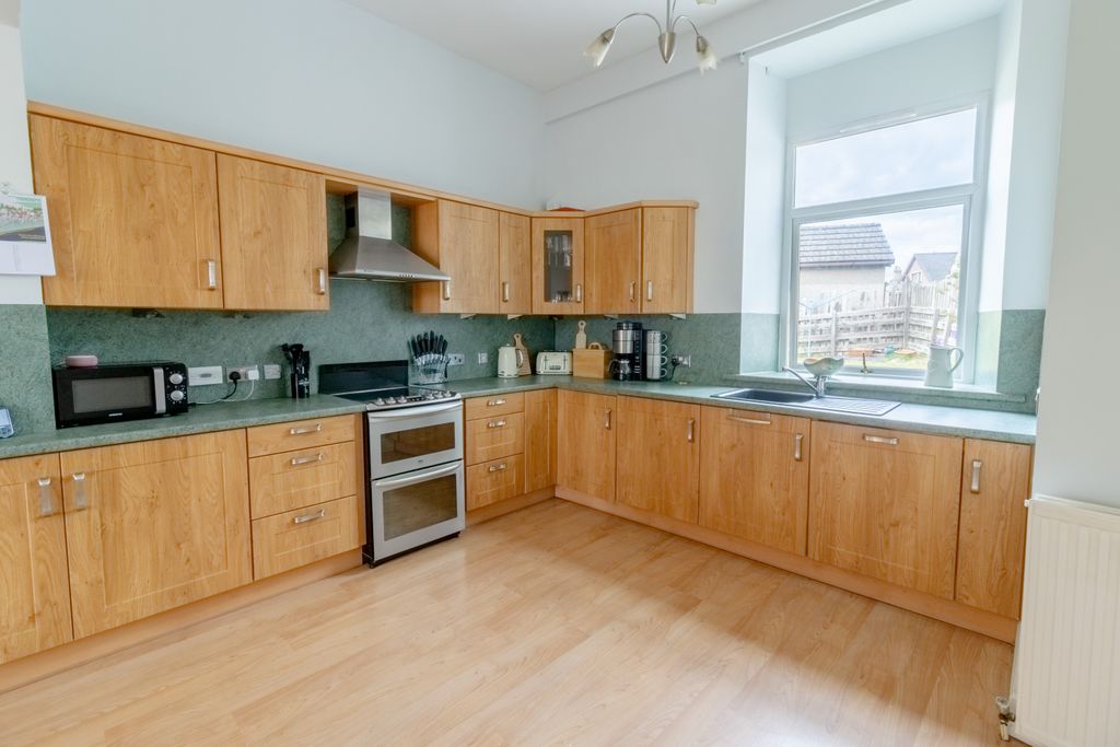 Property photo 2 of 26 Kitchen