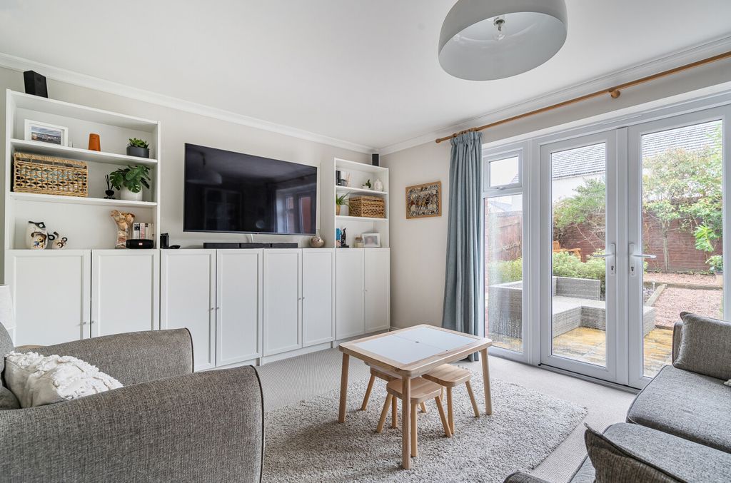 Property photo 2 of 22 1409906-2-698A1F1...