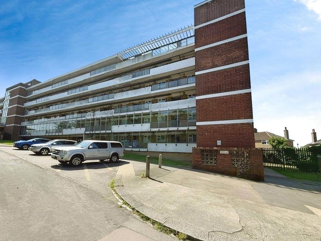 Property photo 1 of 5