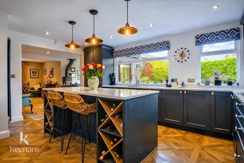 Property photo 1 of 31 Image00007.Jpg