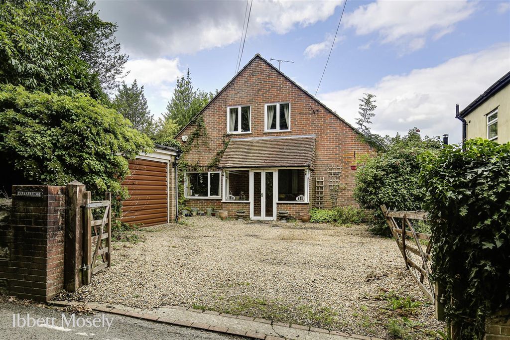 Property photo 1 of 20 1 Front.Jpg