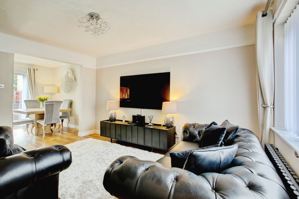 Property photo 2 of 16 165A5201_0139_2_0140_3_0141