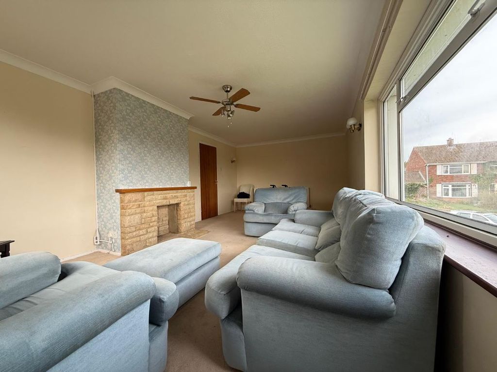 Property photo 2 of 7 Image 2