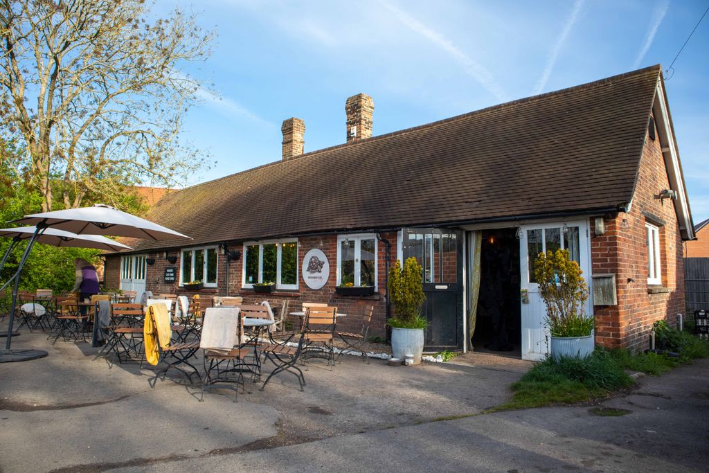 Property photo 1 of 9