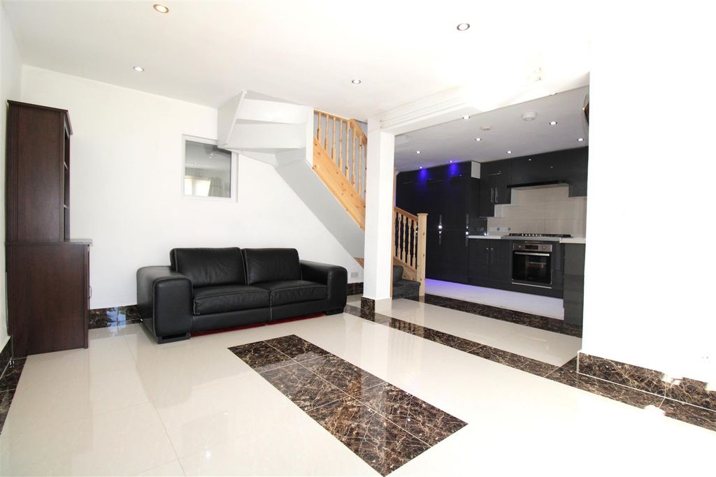 Property photo 3 of 9 Img_4218.Jpg