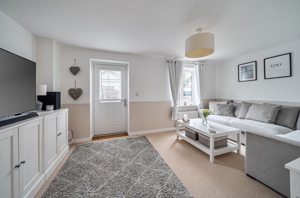 Property photo 2 of 14 Picture No. 37