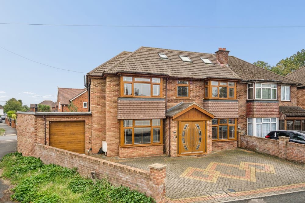 Property photo 1 of 25