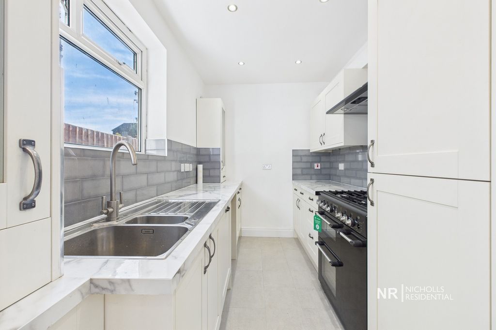 Property photo 3 of 17 Not Specified