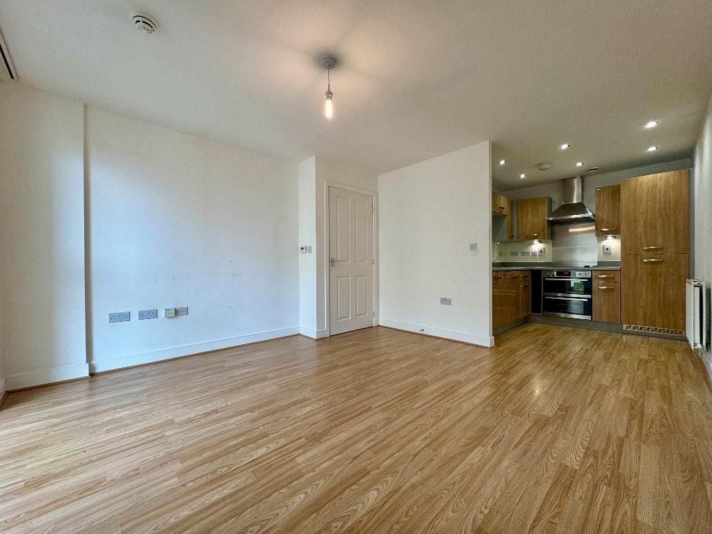 Property photo 3 of 9 Photo 3