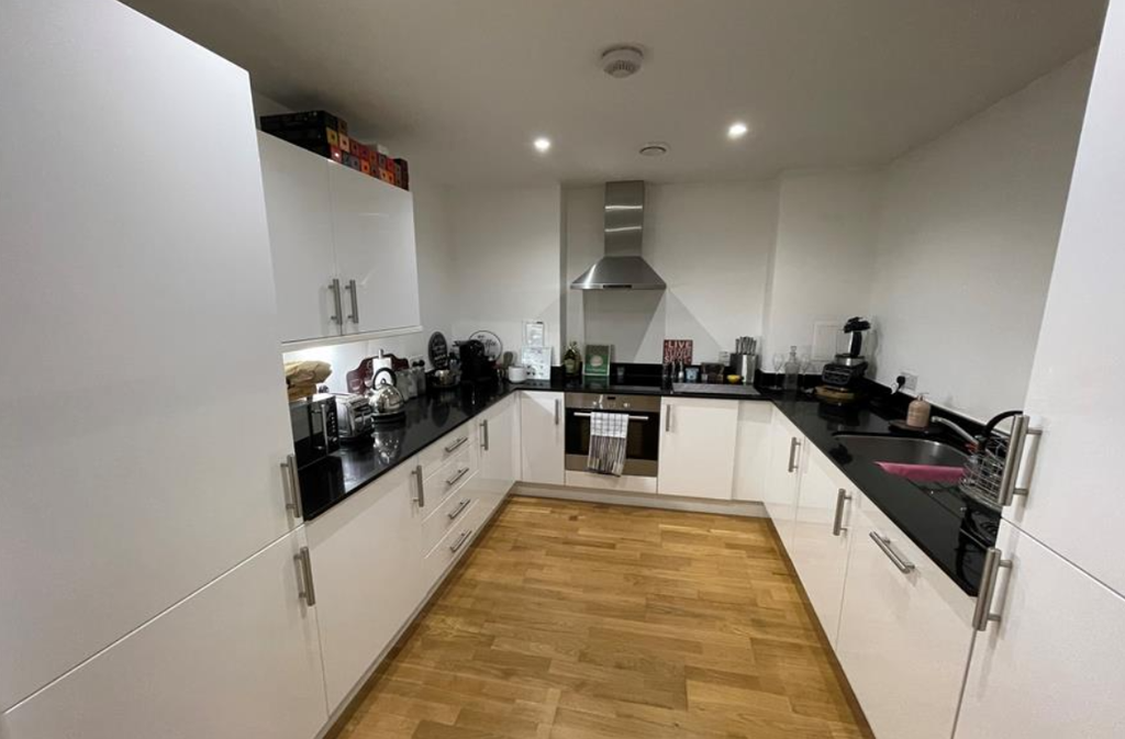 Property photo 2 of 6