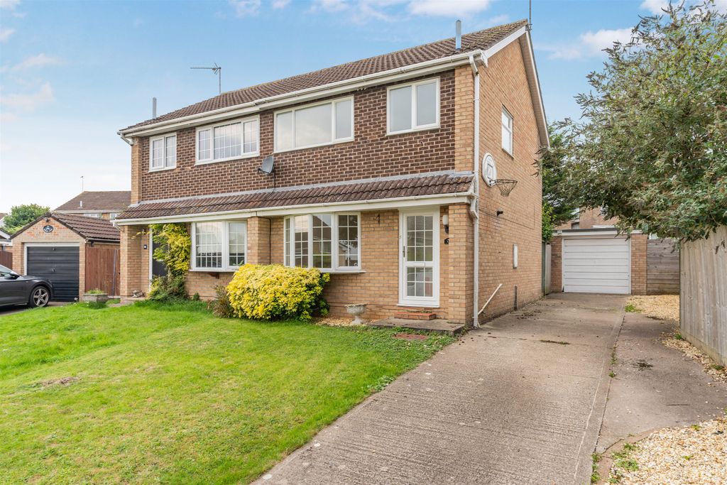 Property photo 1 of 22