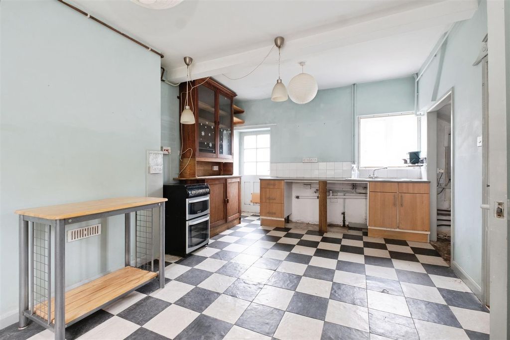 Property photo 3 of 19 Theoldschoolhousee-10.Jpg