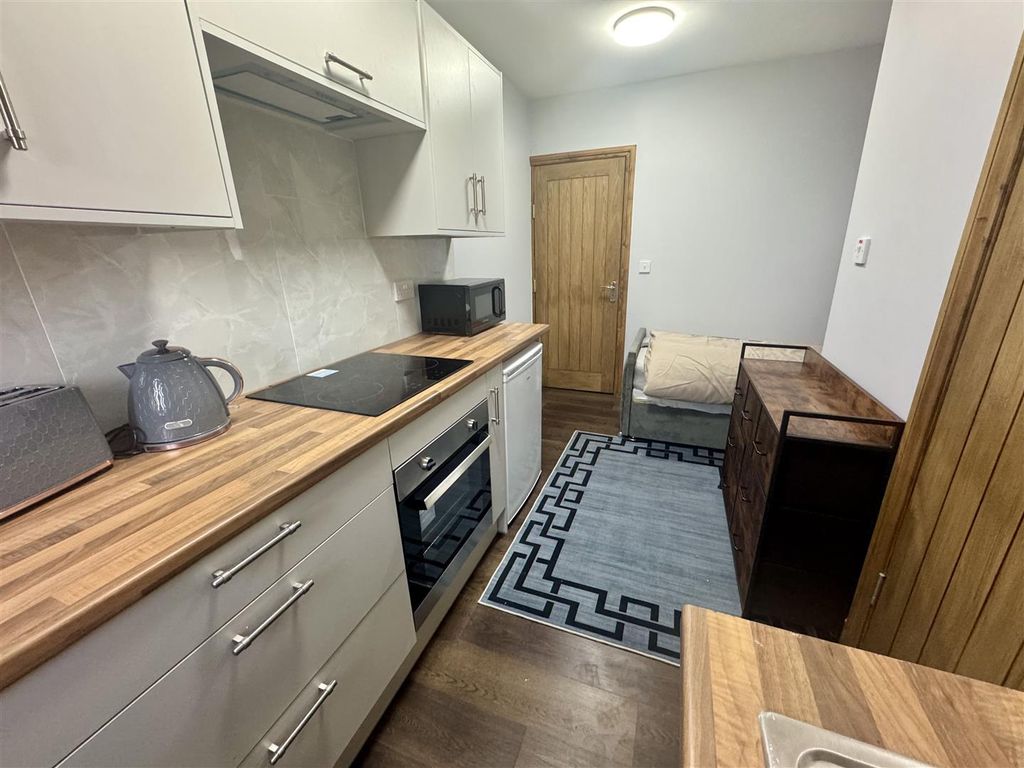 Property photo 1 of 6 Tempimagetjydza.Jpg